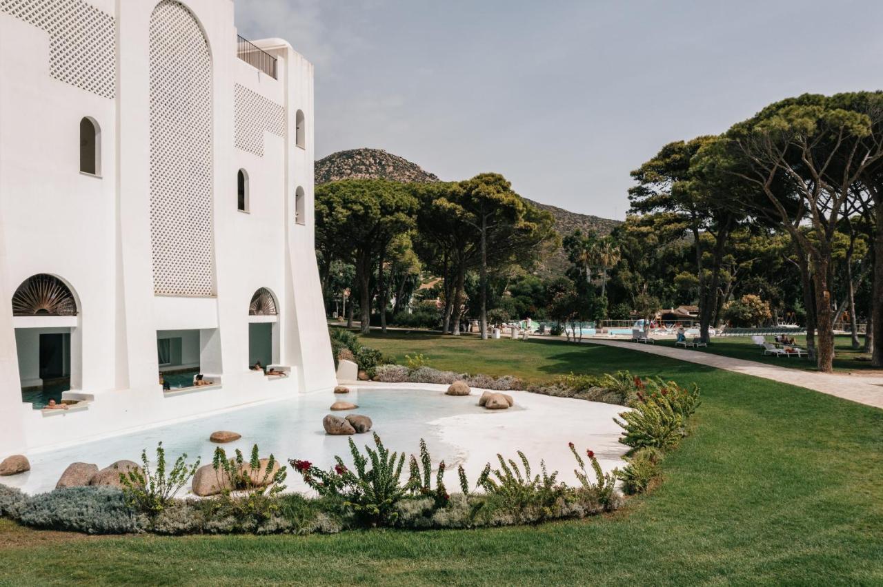 Falkensteiner Resort Capo Boi Villasimius Esterno foto