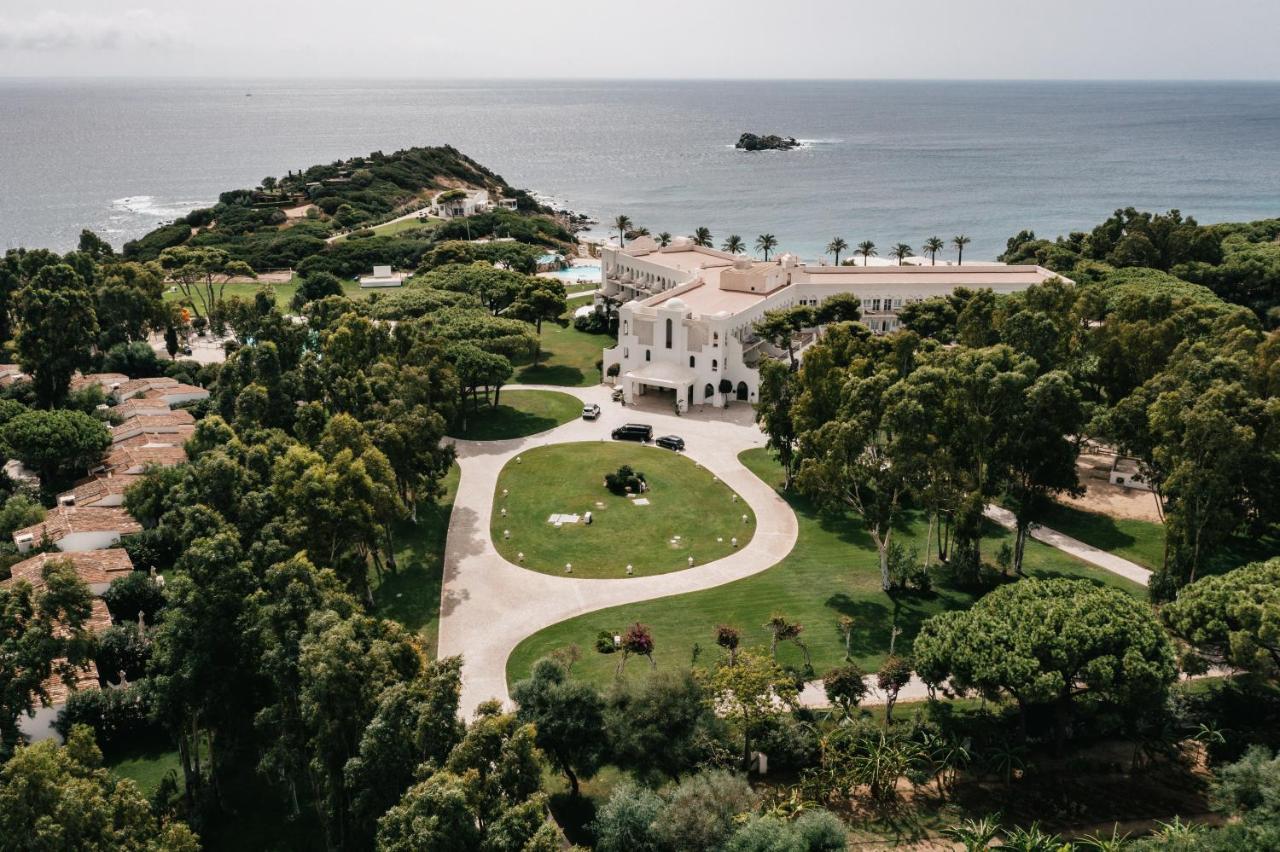 Falkensteiner Resort Capo Boi Villasimius Esterno foto