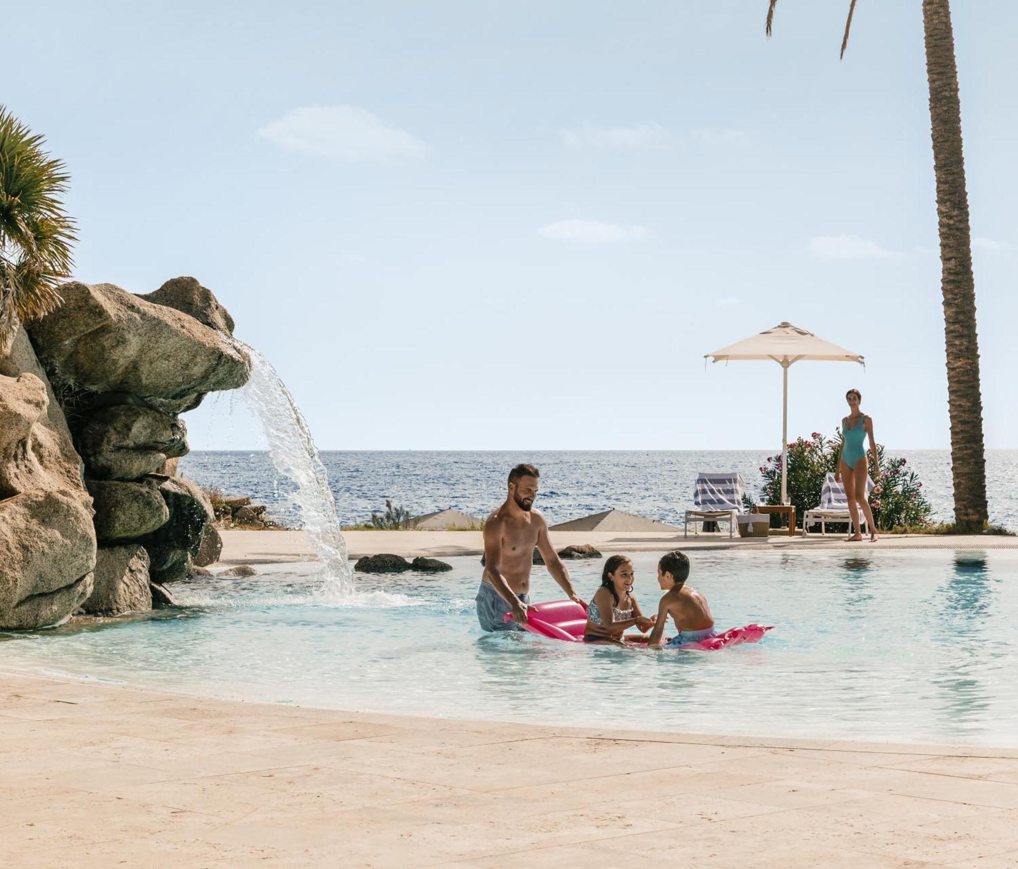 Falkensteiner Resort Capo Boi Villasimius Esterno foto