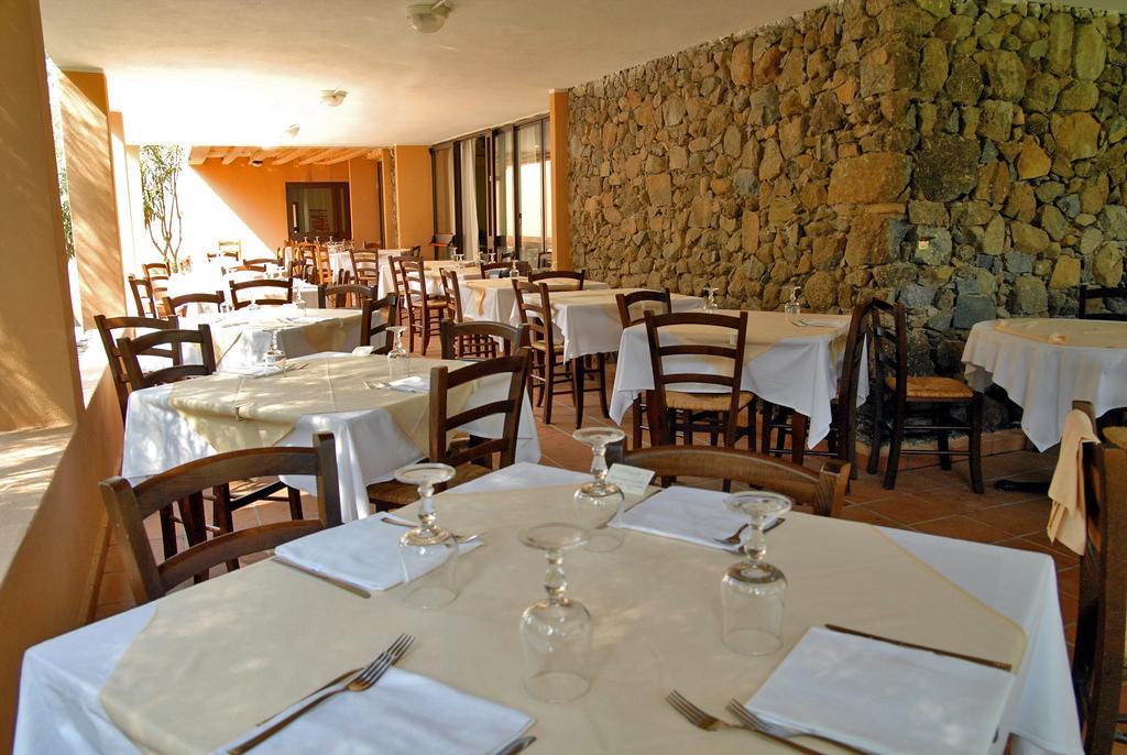 Falkensteiner Resort Capo Boi Villasimius Esterno foto
